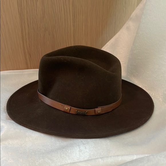 Minnetonka Chocolate Brown Felt Hat with Leather Band - Picture 1 of 5